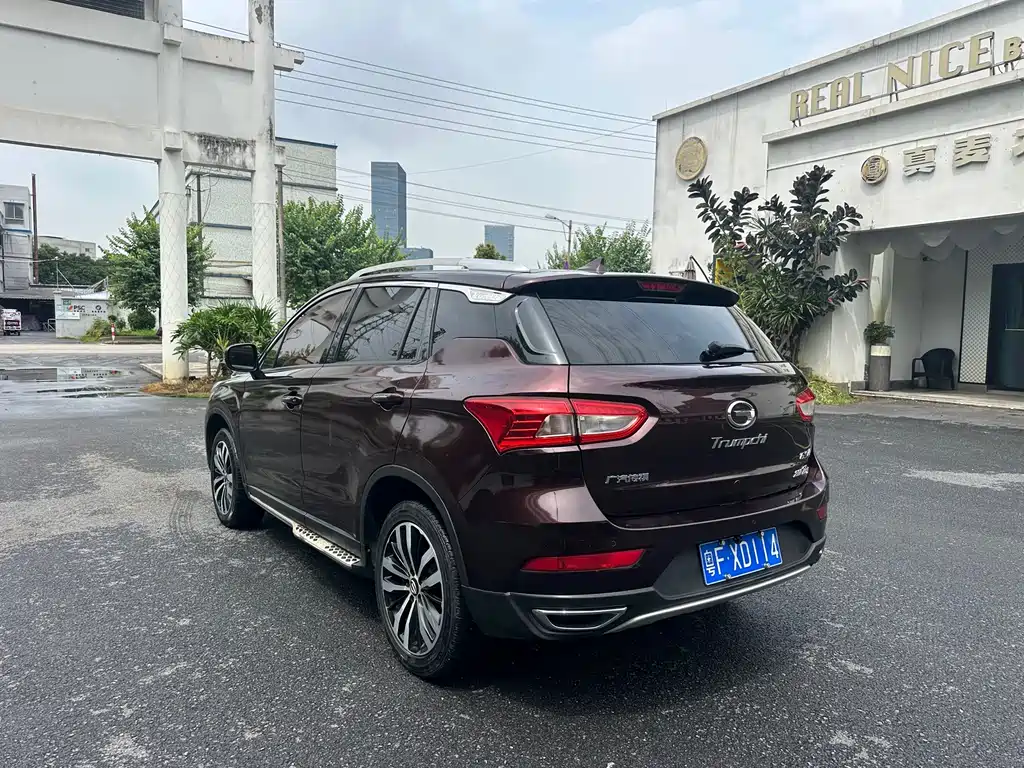 GAC Motor Trumpchi GS4 2016 — фото 7