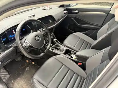 Volkswagen Sagitar 2022
