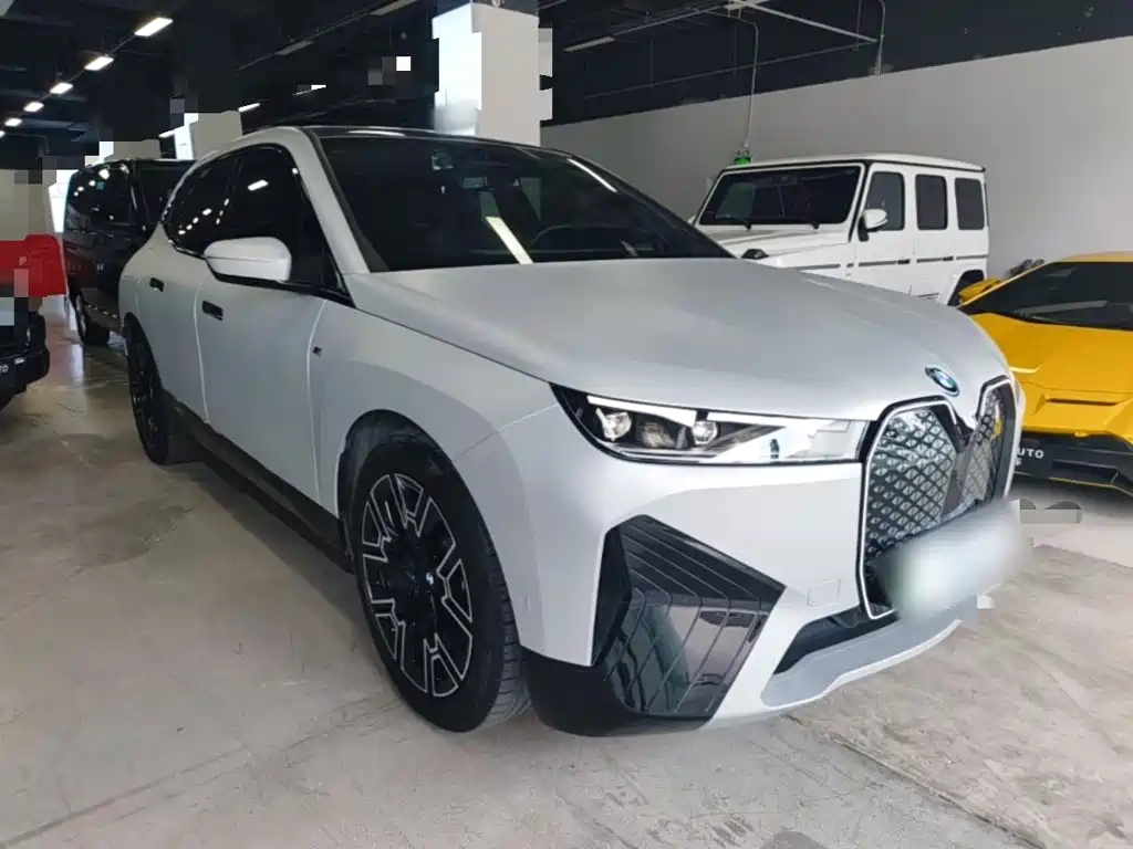 BMW iX 2023