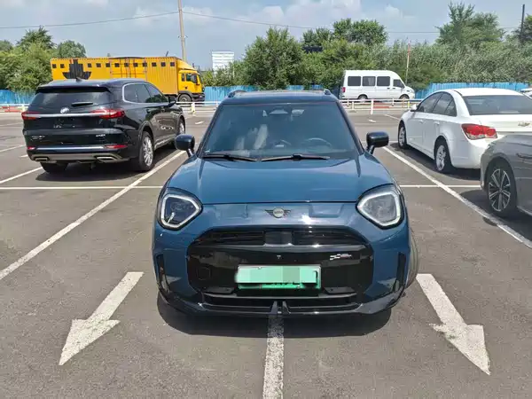 MINI Aceman 2024