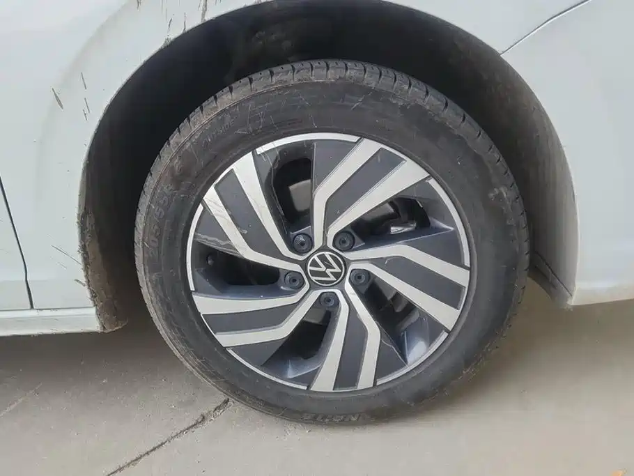 Volkswagen Bora 2023