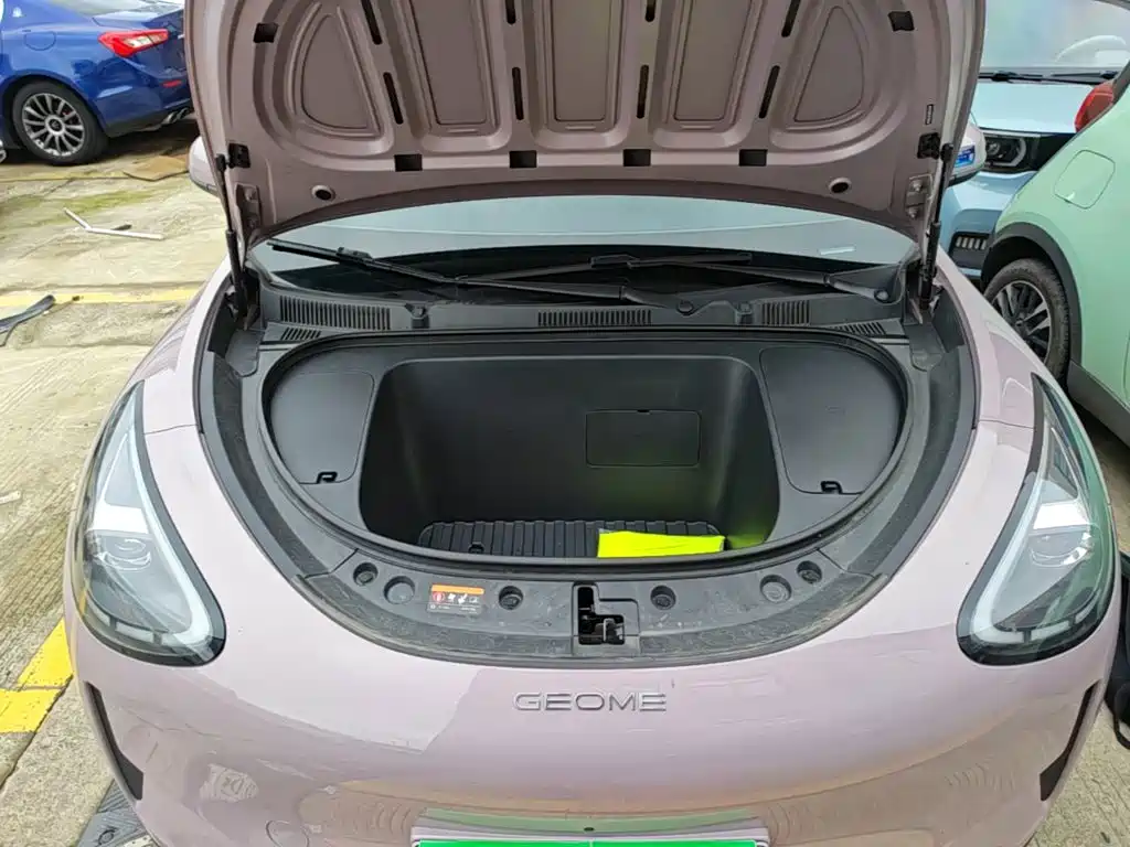 Geely Galaxy Starwish 2025 — фото 20