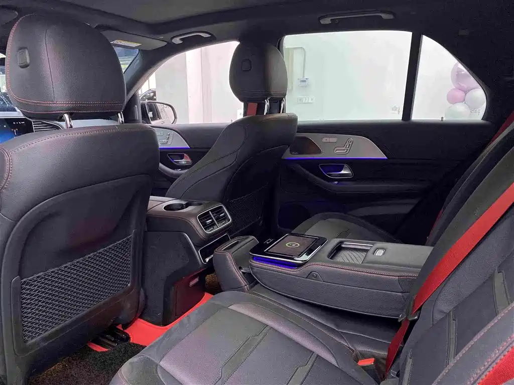 Mercedes-Benz GLE AMG 2024 — фото 7