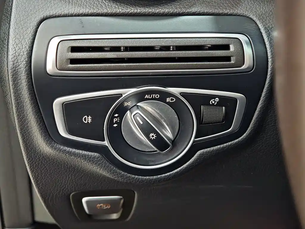Mercedes-Benz GLC 2022 — фото 18