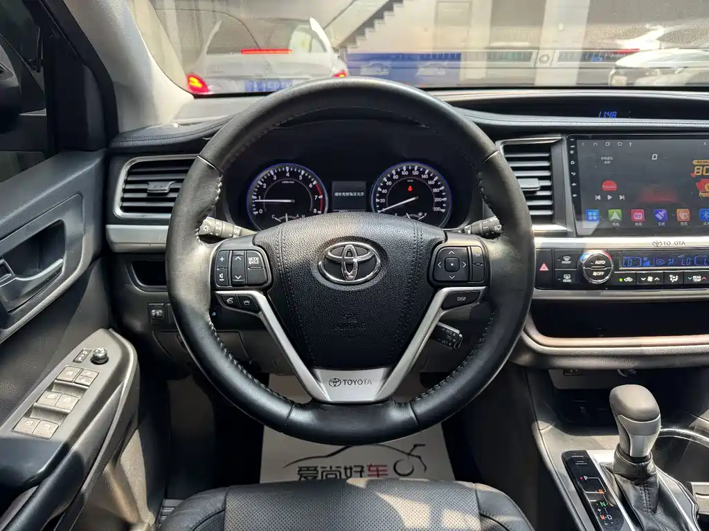 Toyota Highlander 2017 — фото 10
