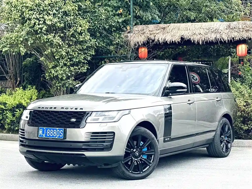 Land Rover Range Rover 2020 — фото 1