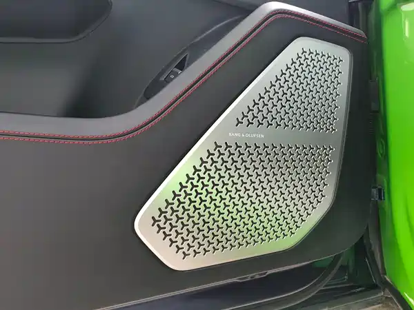 Lamborghini Urus 2021