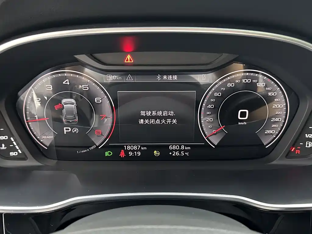 Audi Q3 2022 — фото 13