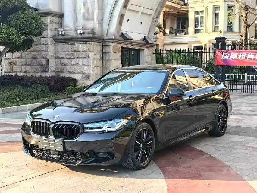BMW 5 Series 2011
