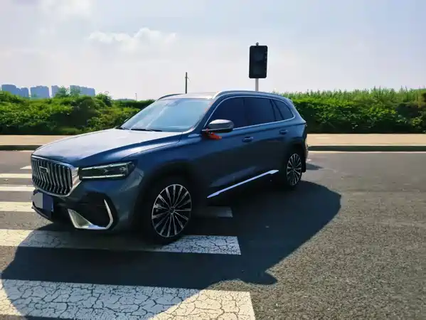 Geely Xingyue L 2025