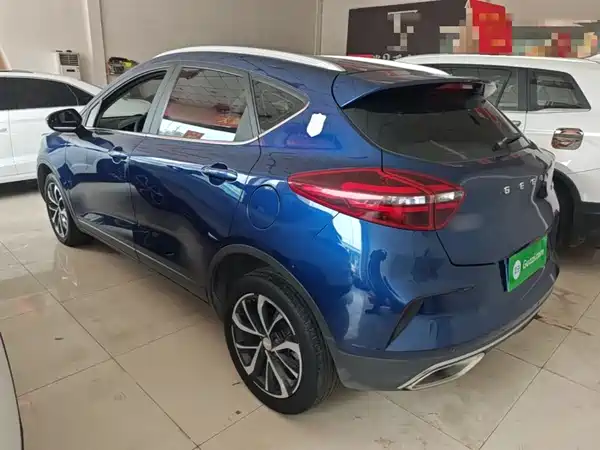 Geely Emgrand GS 2020