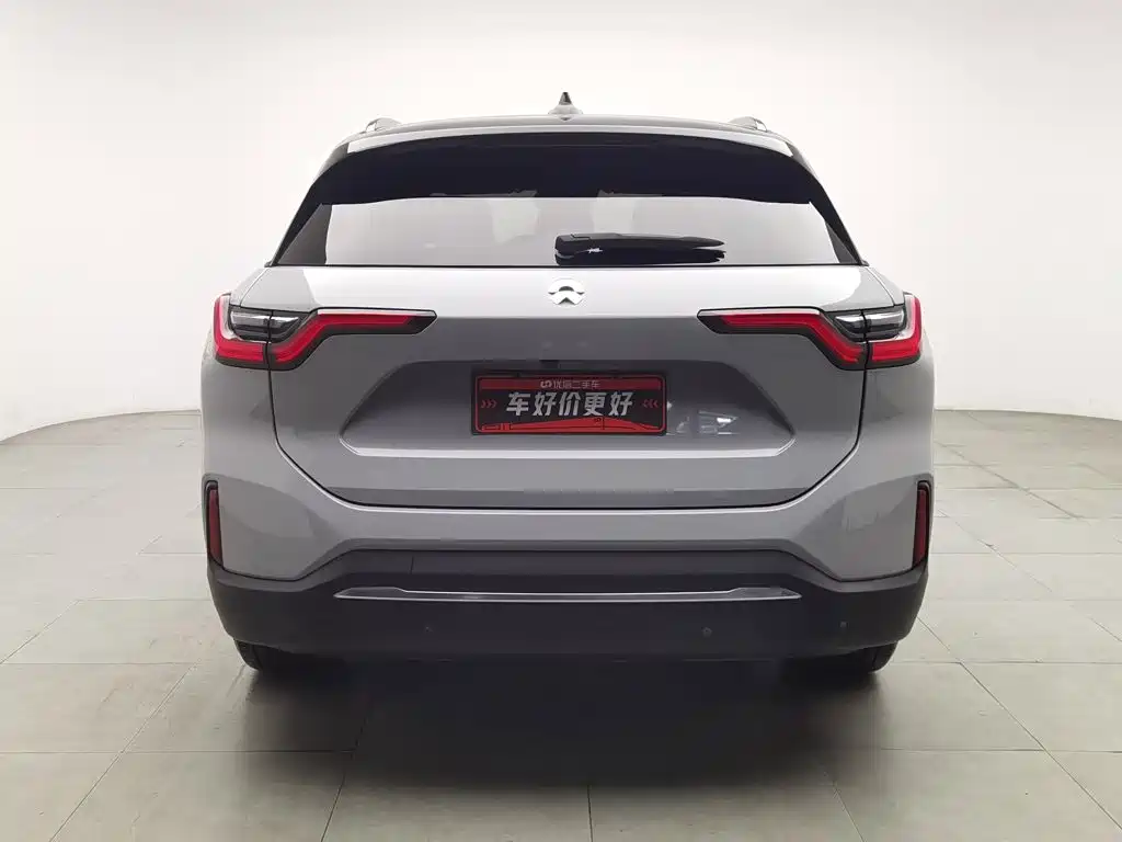 NIO ES6 2021