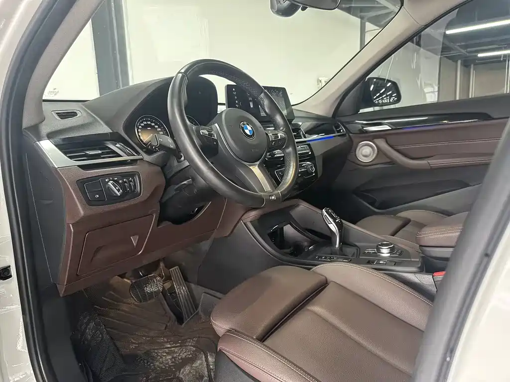 BMW X1 2022 — фото 11