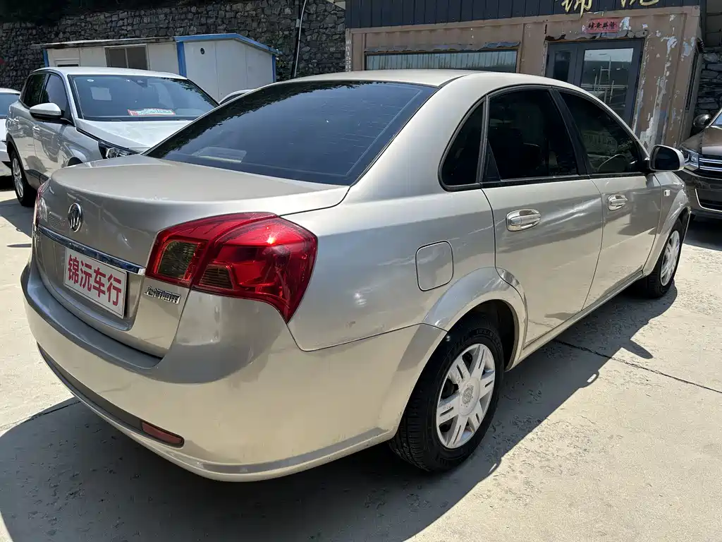 Buick Excelle 2013