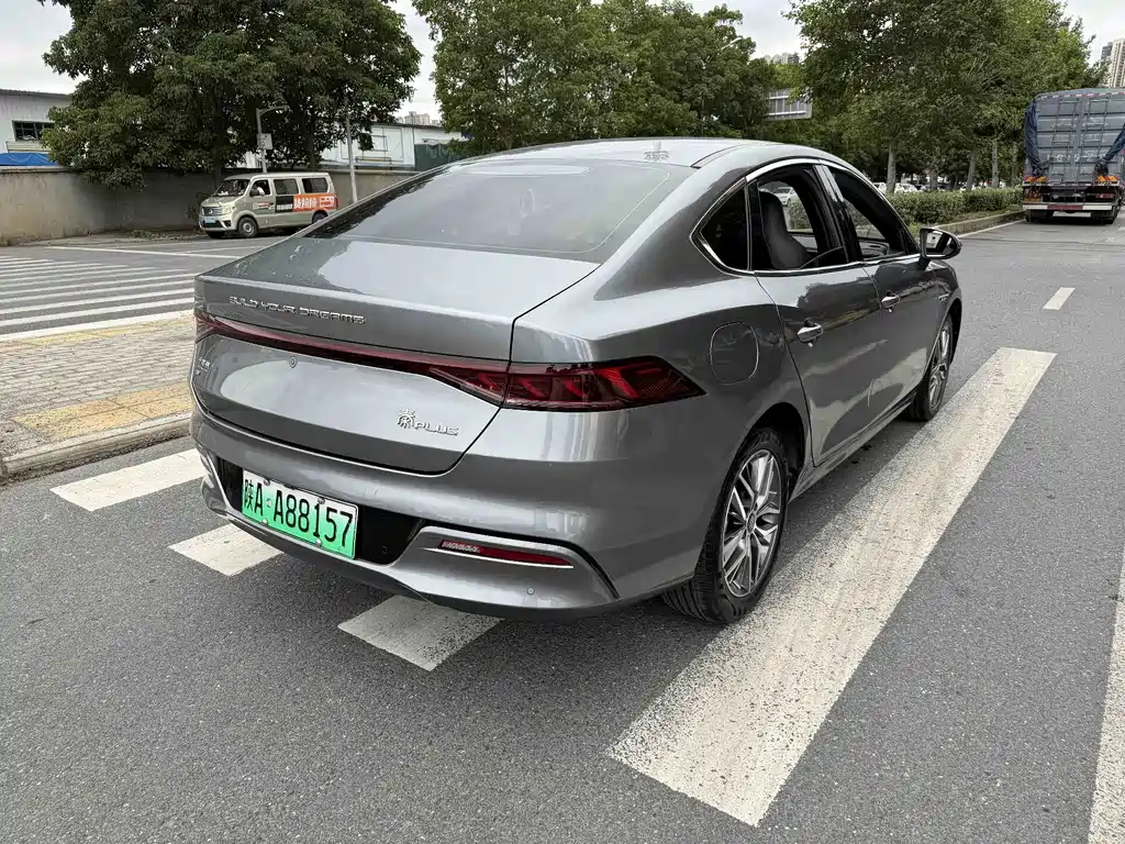BYD Qin PLUS 2023 — фото 9