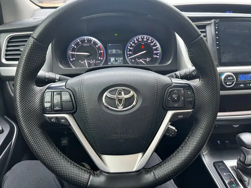 Toyota Highlander 2017 — фото 15