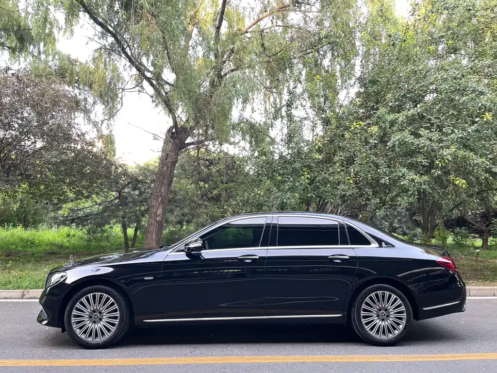 Mercedes-Benz E-Class 2020