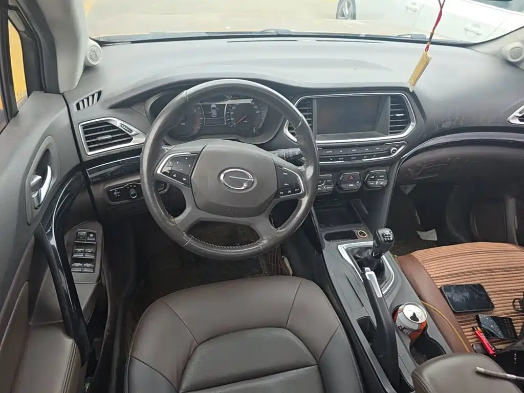 GAC Motor Trumpchi GS4 2015 — фото 17