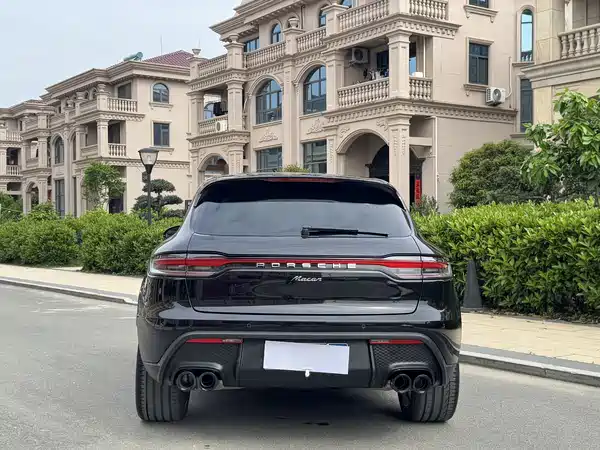 Porsche Macan 2022