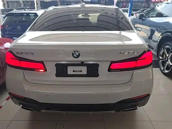 BMW 5 Series 2022