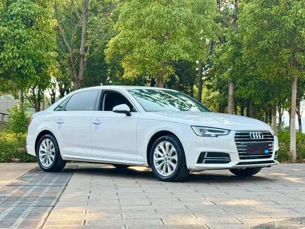 Audi A4L 2020 — фото 3