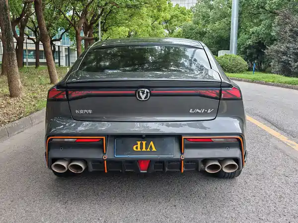 Changan UNI-V 2023