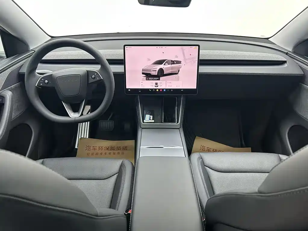 Tesla Model Y 2025 — фото 10