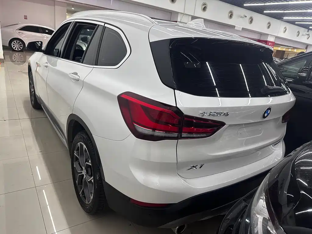 BMW X1 2022 — фото 12