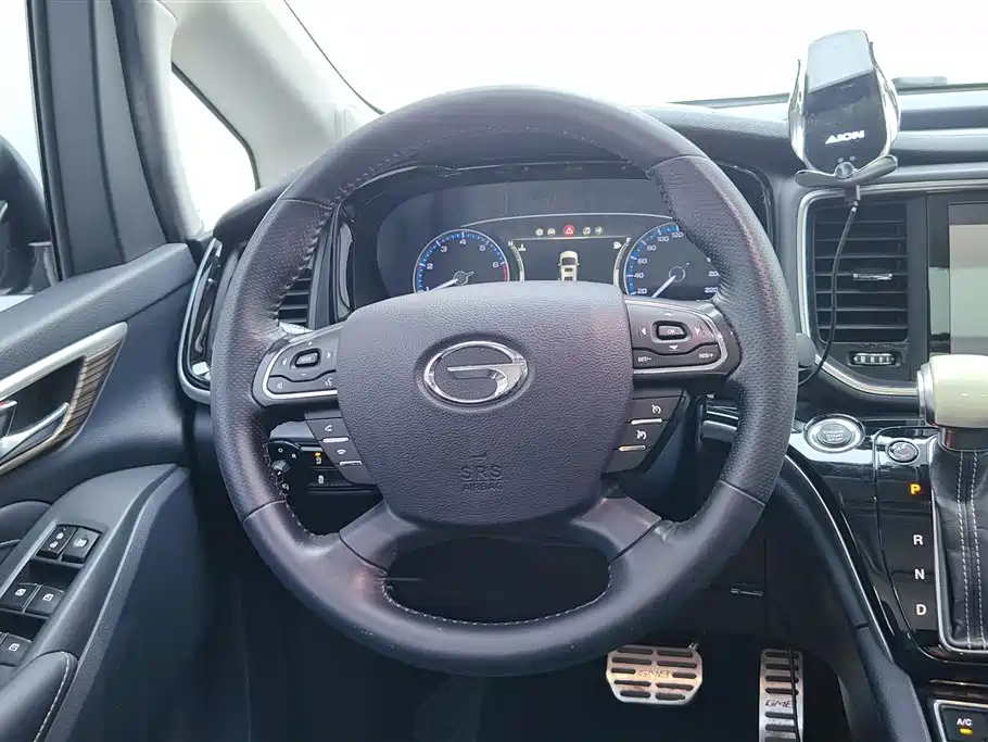 GAC Motor Trumpchi M8 2019 — фото 15
