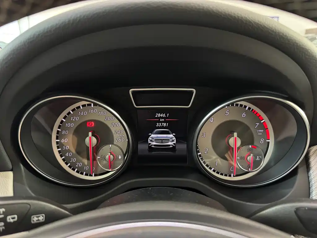Mercedes-Benz GLA 2016