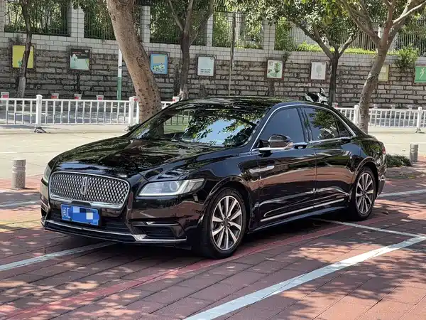 Lincoln Continental 2019