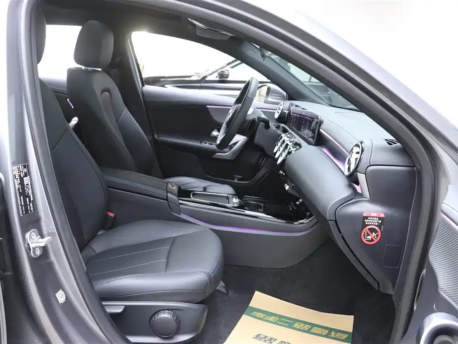 Mercedes-Benz A-Class 2025 — фото 18