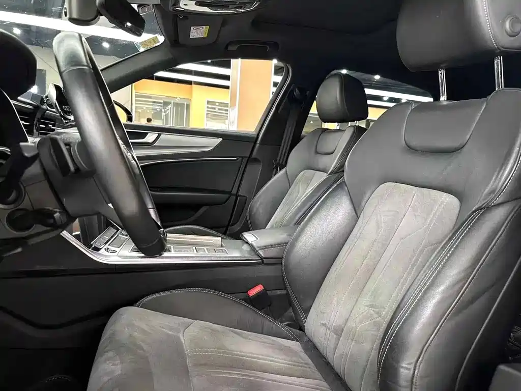 Audi A6L 2021