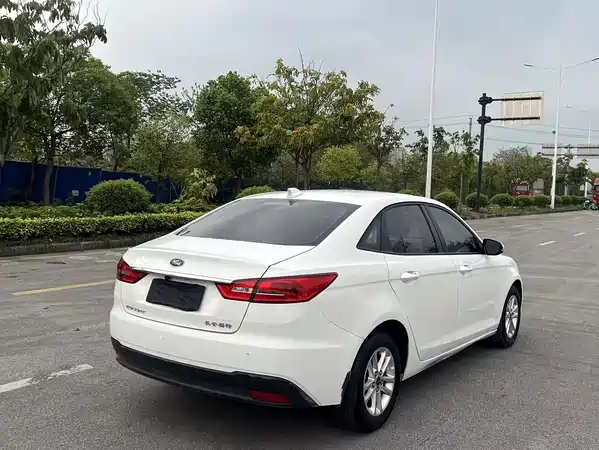 Ford Escort 2019