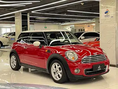 MINI MINI 2011