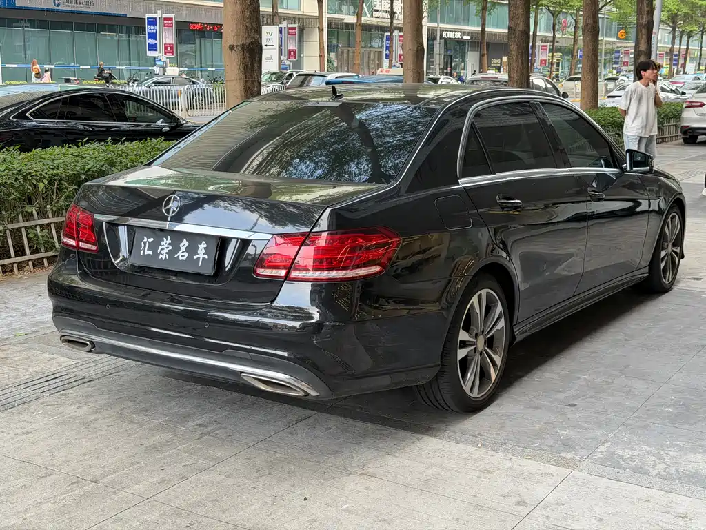 Mercedes-Benz E-Class 2015 — фото 8