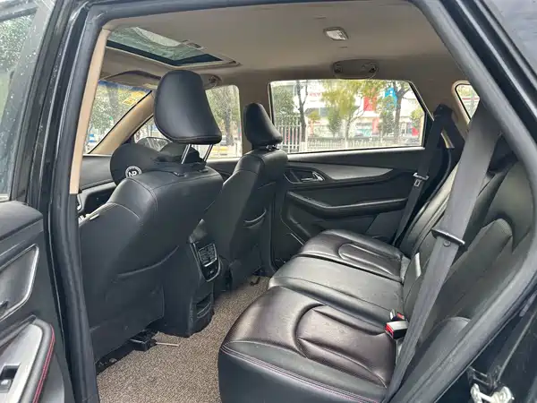 Baojun 560 2015