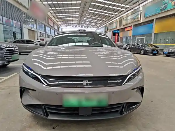 BYD Han 2025