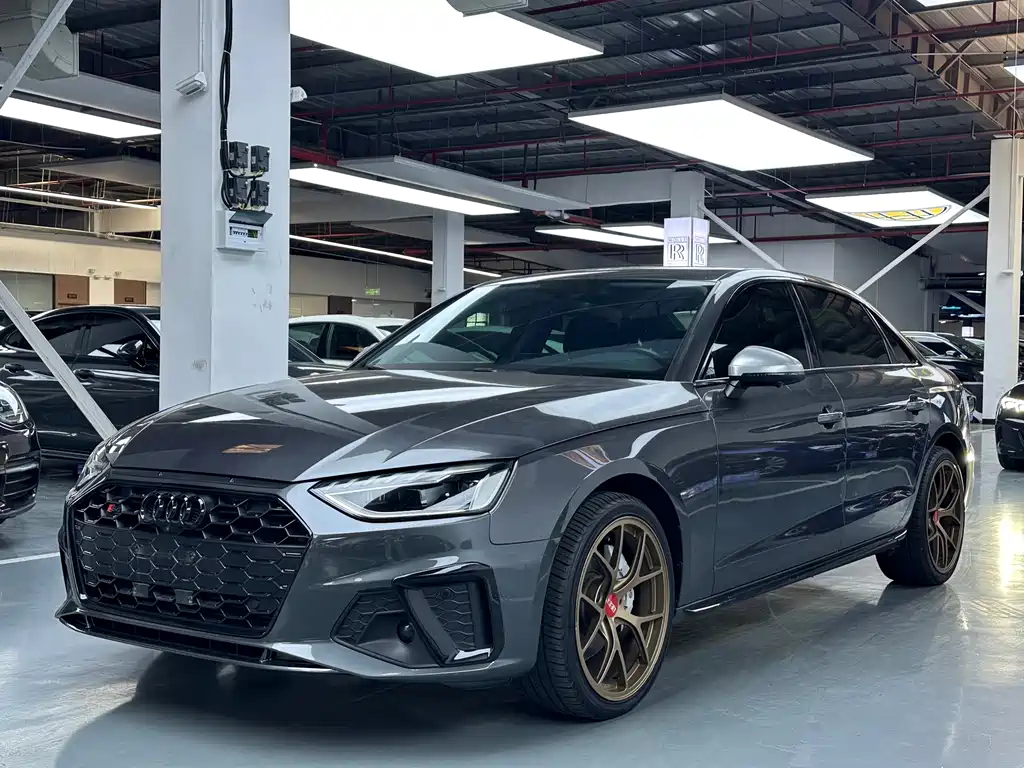 Audi A4L 2020