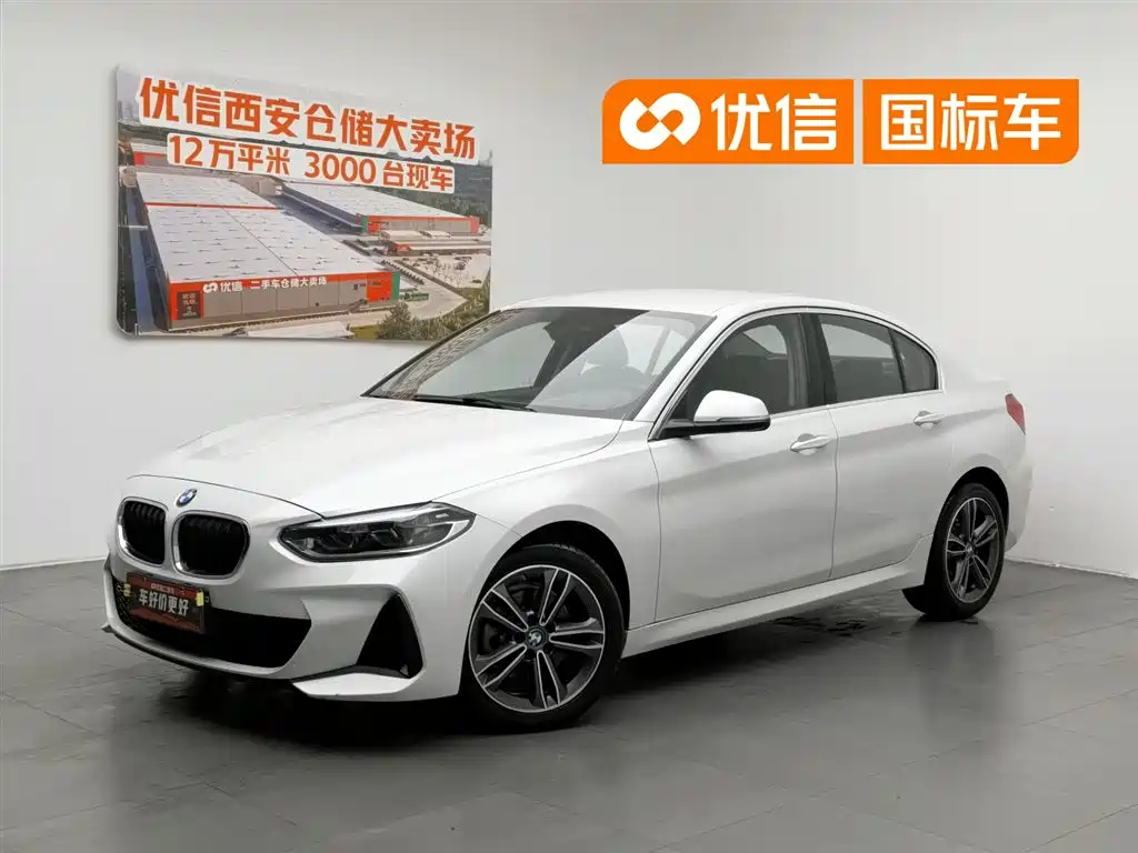BMW 1 Series 2021 — фото 1