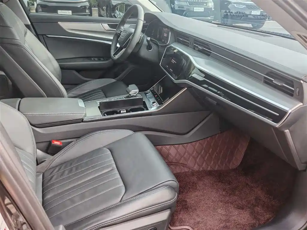 Audi A6L 2023
