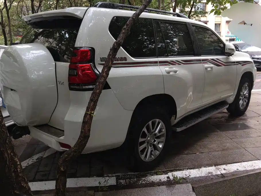 Toyota Prado 2019