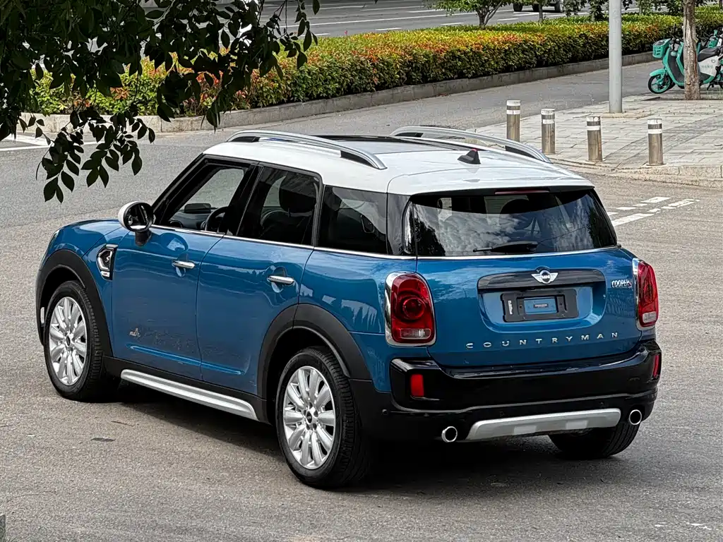 MINI Countryman 2017 — фото 13