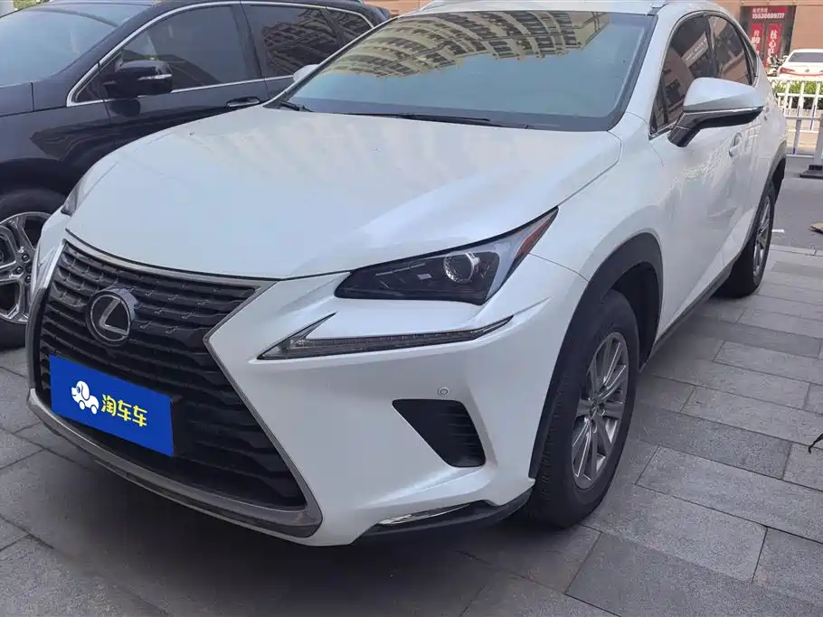 Lexus NX 2019
