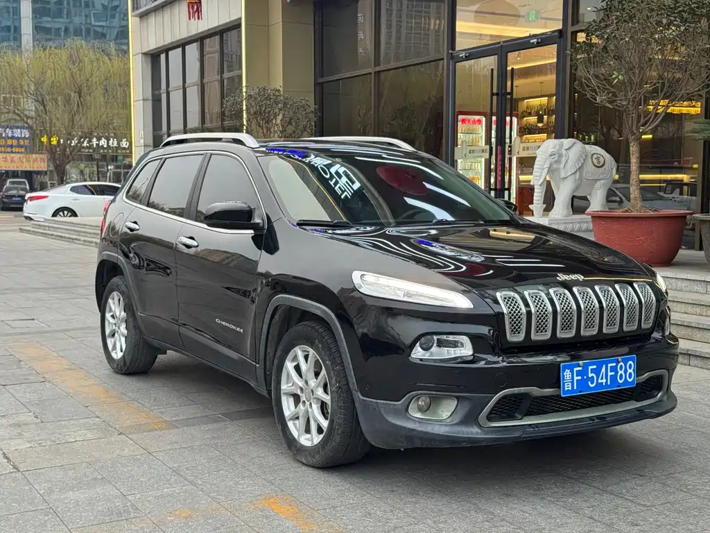 Jeep Cherokee 2016 — фото 4
