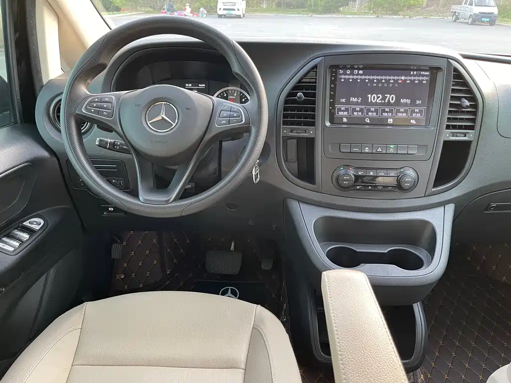 Mercedes-Benz Vito 2021 — фото 15