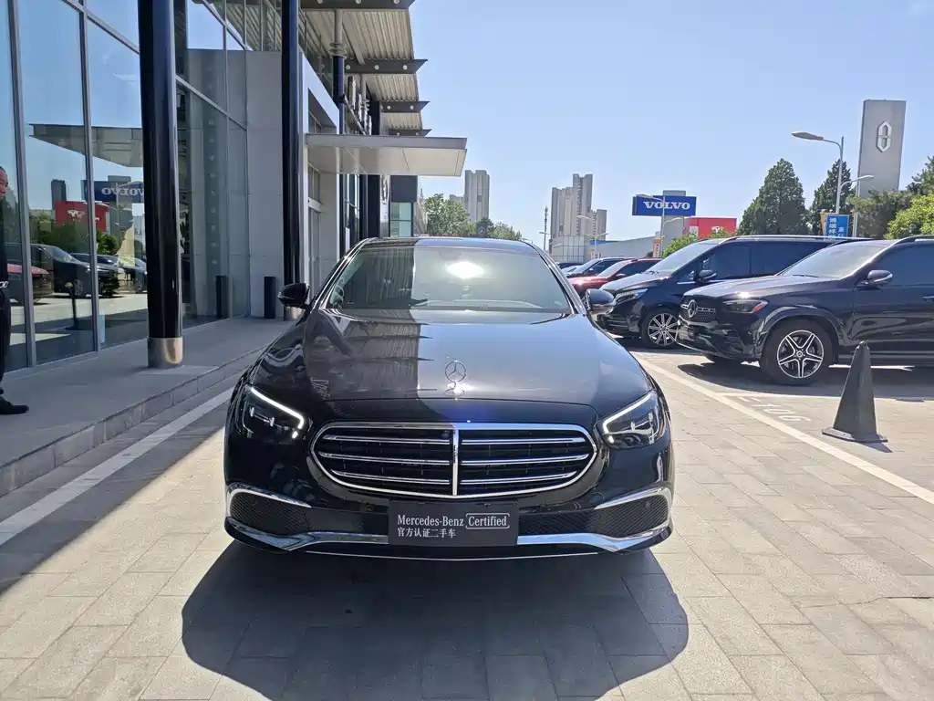 Mercedes-Benz E-Class 2023 — фото 2