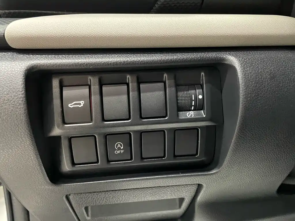 Subaru Forester 2023 — фото 21