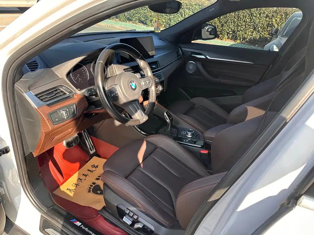BMW X2 2022 — фото 2