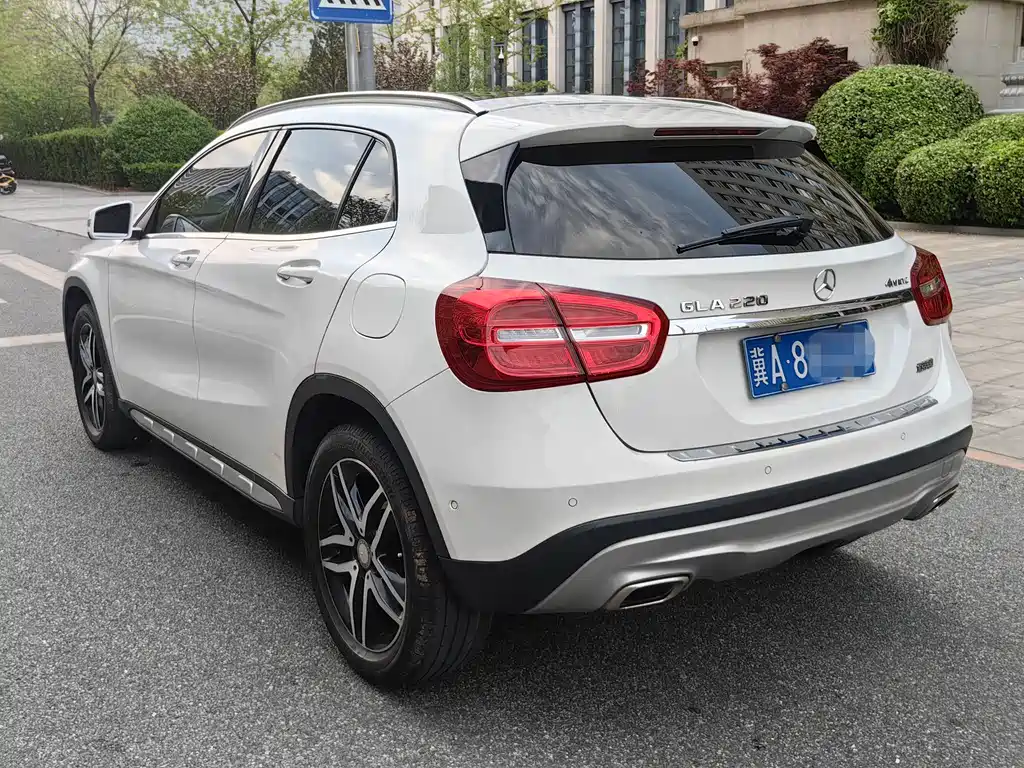 Mercedes-Benz GLA 2017
